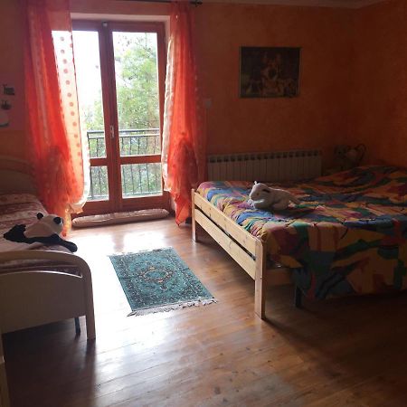 Vila Casa Miki Roure Turin Exteriér fotografie